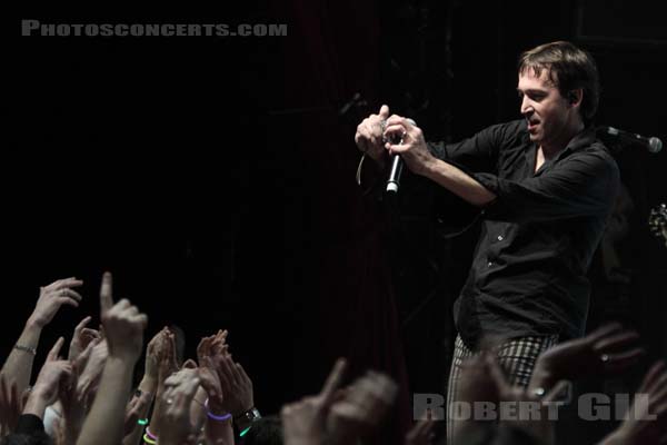 THE HYENES VS CALI - 2009-10-21 - PARIS - Le Bataclan - 